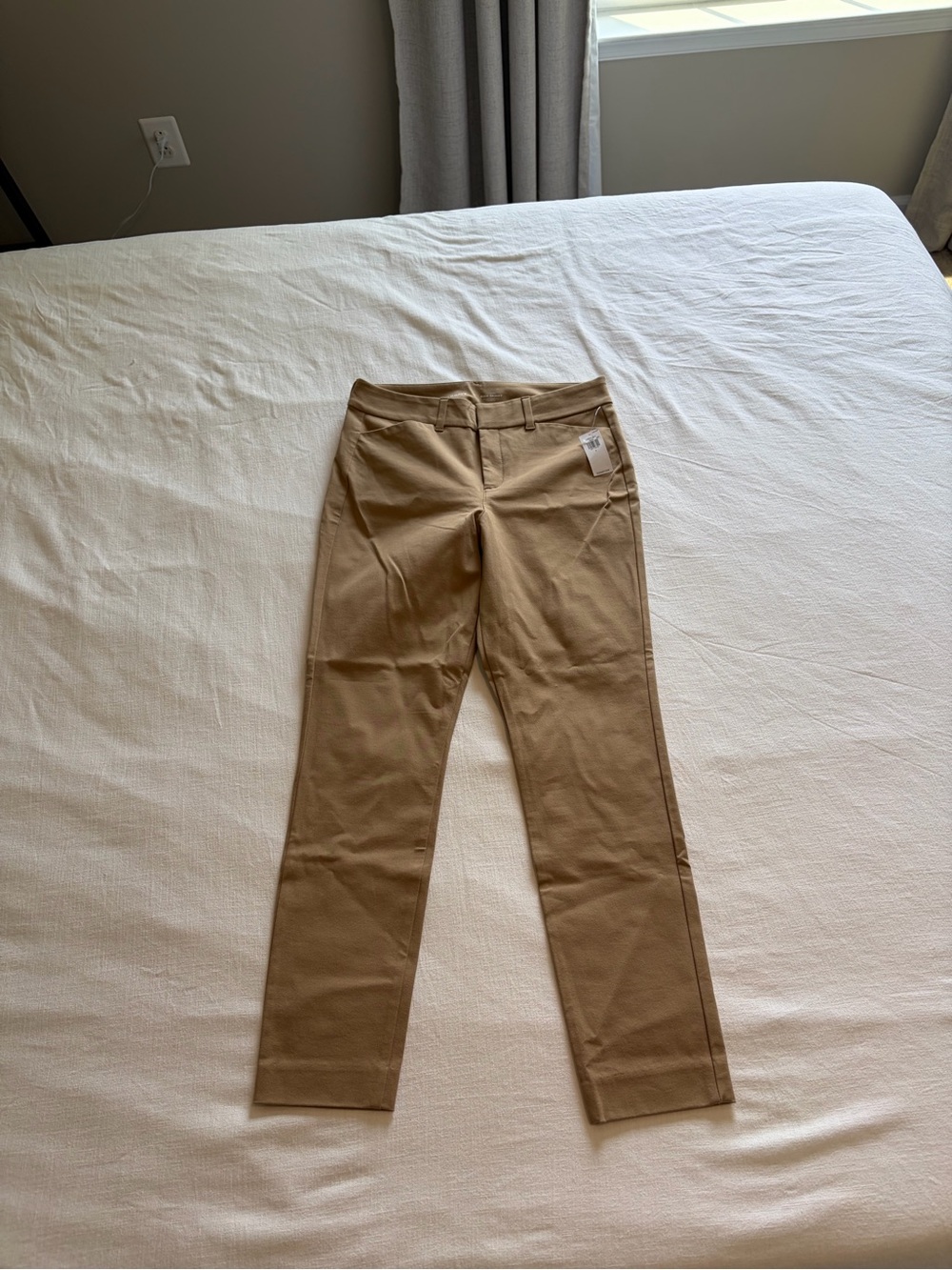 Old Navy Women’s Pixie Skinny Pants - Camel Brown